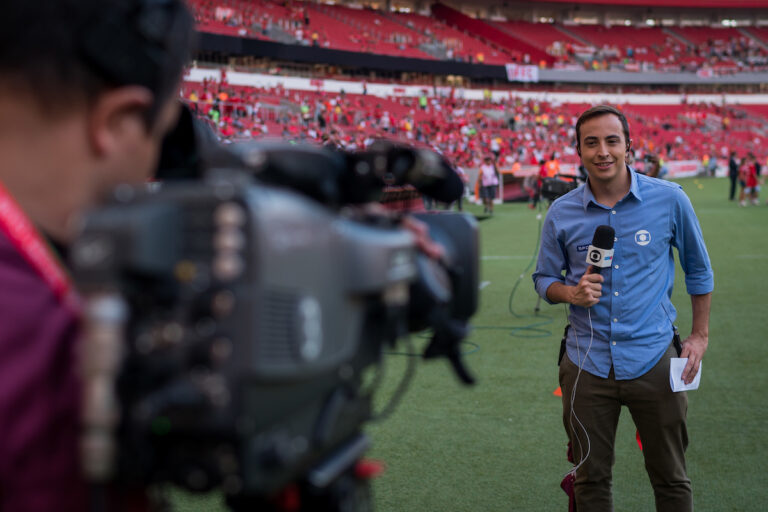 Bastidores cobertura da empresa PW durante partida da Libertadores da América entre os times Internacional e River Plate, no estádio Beira Rio. Foto: Joel Vargas / Agência Preview